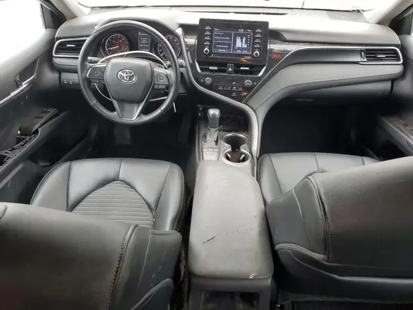 4T1G11AK2NU001082 2022 TOYOTA CAMRY - Image 8