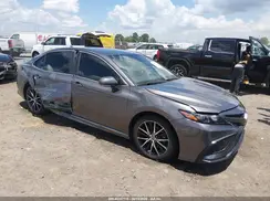 4T1G11AK2NU002040 2022 TOYOTA CAMRY
