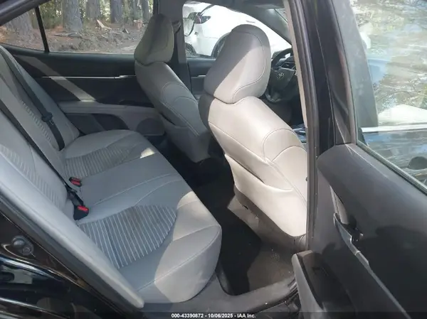 4T1G11AK2NU004919 2022 TOYOTA CAMRY - Image 8