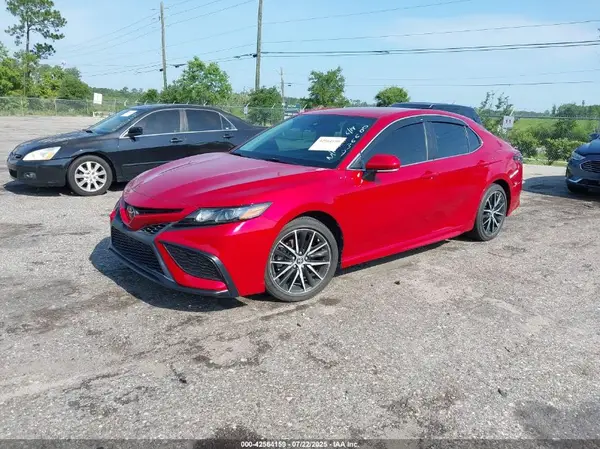 4T1G11AK2NU006637 2022 TOYOTA CAMRY - Image 2