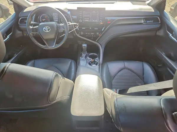 4T1G11AK2NU017640 2022 TOYOTA CAMRY - Image 8