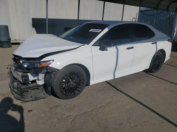 4T1G11AK2NU018920 2022 TOYOTA CAMRY - Image 1