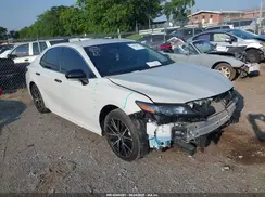4T1G11AK2NU037158 2022 TOYOTA CAMRY