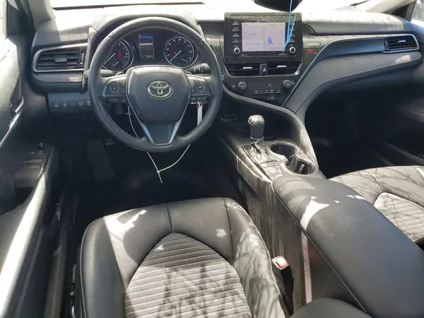 4T1G11AK2NU051819 2022 TOYOTA CAMRY - Image 8