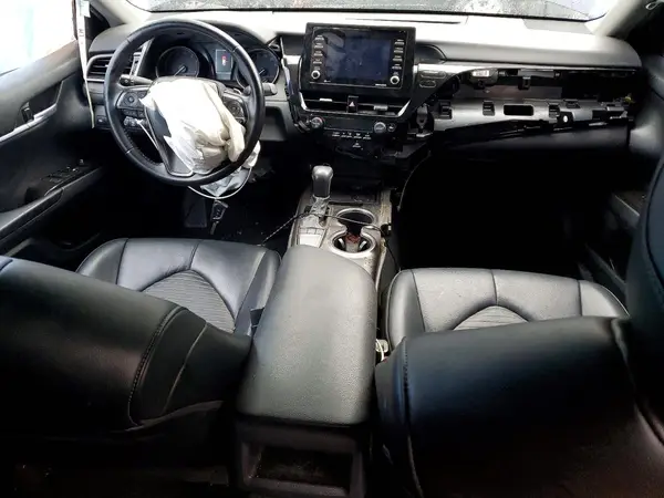 4T1G11AK2NU626095 2022 TOYOTA CAMRY - Image 8