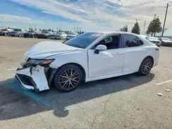 4T1G11AK2NU630518 2022 TOYOTA CAMRY
