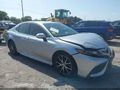 4T1G11AK2NU632995 2022 TOYOTA CAMRY