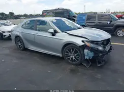 4T1G11AK2NU641843 2022 TOYOTA CAMRY