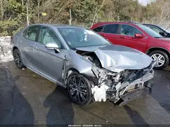 4T1G11AK2NU647285 2022 TOYOTA CAMRY