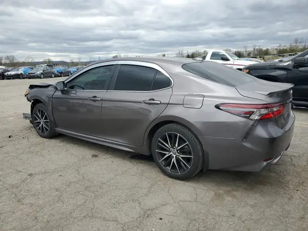 4T1G11AK2NU656455 2022 TOYOTA CAMRY - Image 2