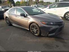 4T1G11AK2NU673806 2022 TOYOTA CAMRY