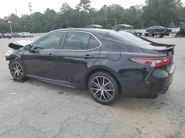 4T1G11AK2NU691092 2022 TOYOTA CAMRY - Image 2