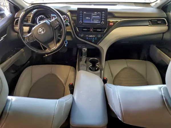 4T1G11AK2NU693960 2022 TOYOTA CAMRY - Image 8