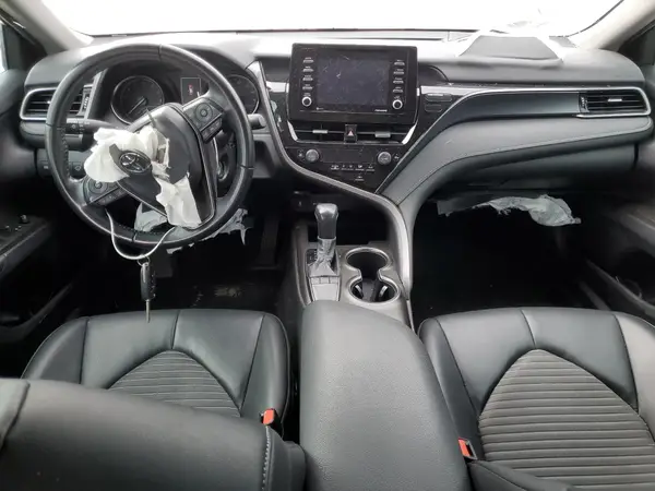 4T1G11AK2NU695689 2022 TOYOTA CAMRY - Image 8