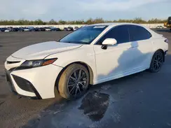 4T1G11AK2NU698110 2022 TOYOTA CAMRY