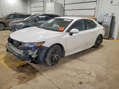 4T1G11AK2NU700650 2022 TOYOTA CAMRY