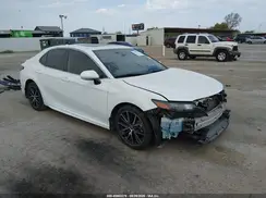 4T1G11AK2NU700812 2022 TOYOTA CAMRY