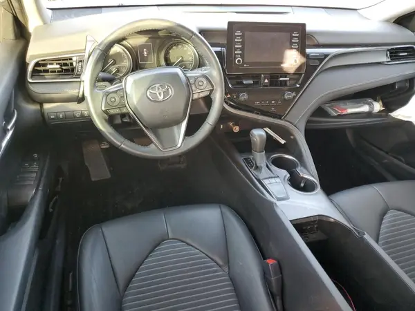 4T1G11AK2NU703371 2022 TOYOTA CAMRY - Image 8