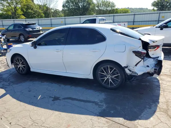 4T1G11AK2NU706299 2022 TOYOTA CAMRY - Image 2