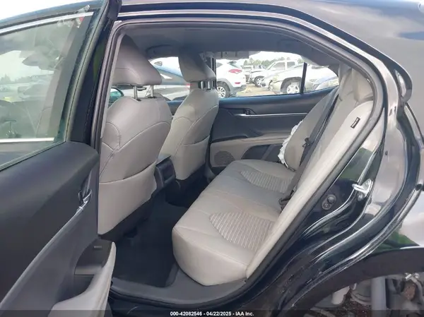 4T1G11AK2NU711650 2022 TOYOTA CAMRY - Image 8