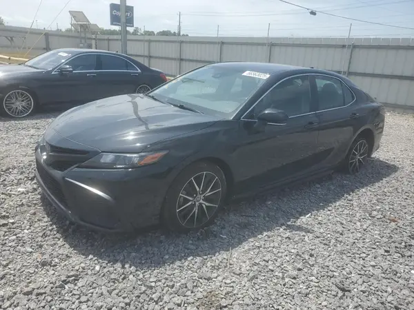 4T1G11AK2NU717528 2022 TOYOTA CAMRY - Image 1