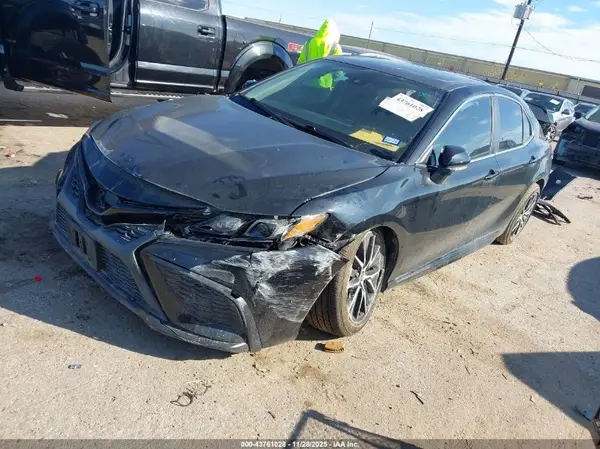 4T1G11AK2PU078795 2023 TOYOTA CAMRY - Image 2