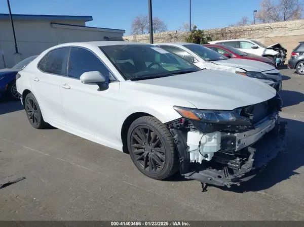 4T1G11AK2PU083043 2023 TOYOTA CAMRY - Image 1