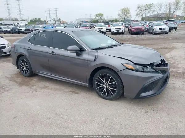 4T1G11AK2PU088324 2023 TOYOTA CAMRY - Image 1