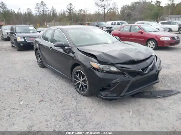 4T1G11AK2PU097444 2023 TOYOTA CAMRY - Image 1