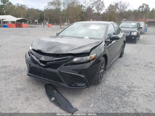 4T1G11AK2PU097444 2023 TOYOTA CAMRY - Image 2