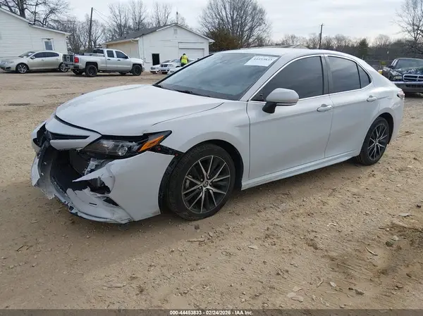 4T1G11AK2PU098948 2023 TOYOTA CAMRY - Image 2