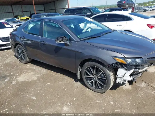 4T1G11AK2PU114887 2023 TOYOTA CAMRY - Image 1