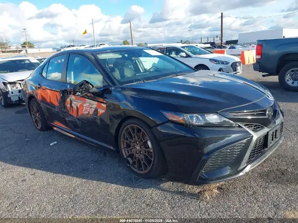 4T1G11AK2PU120575 2023 TOYOTA CAMRY - Image 1