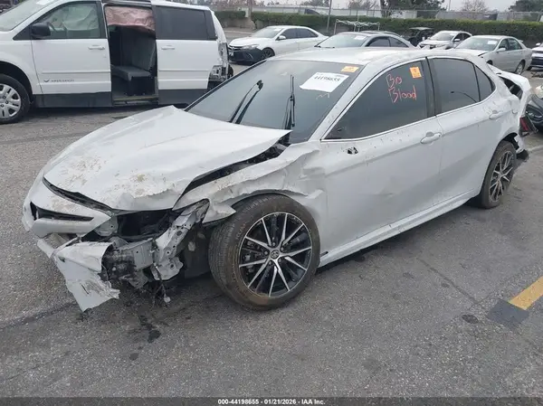 4T1G11AK2PU122729 2023 TOYOTA CAMRY - Image 2