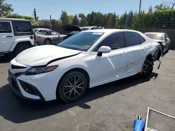 4T1G11AK2PU155228 2023 TOYOTA CAMRY - Image 1