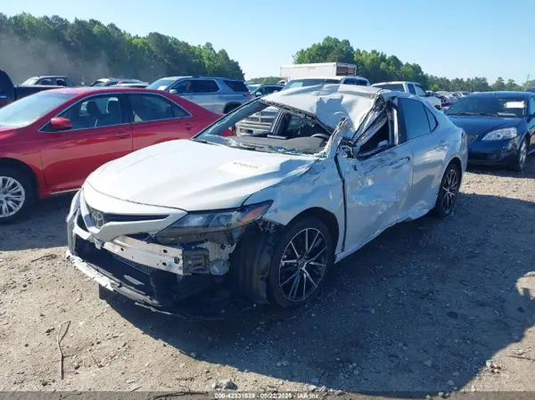 4T1G11AK2PU155925 2023 TOYOTA CAMRY - Image 2