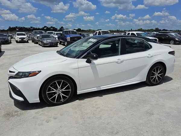 4T1G11AK2PU163989 2023 TOYOTA CAMRY - Image 1