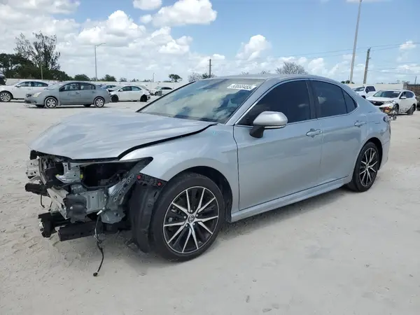4T1G11AK2PU172255 2023 TOYOTA CAMRY - Image 1