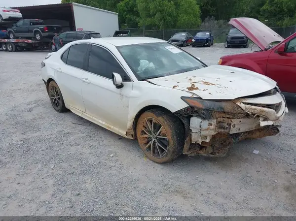 4T1G11AK2PU726524 2023 TOYOTA CAMRY - Image 1