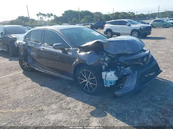 4T1G11AK2PU730296 2023 TOYOTA CAMRY - Image 1