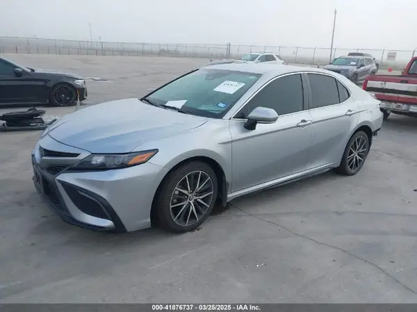 4T1G11AK2PU730668 2023 TOYOTA CAMRY - Image 2