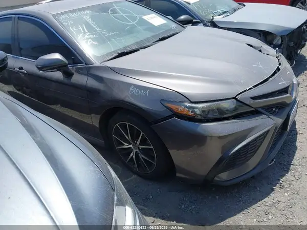 4T1G11AK2PU736132 2023 TOYOTA CAMRY - Image 1