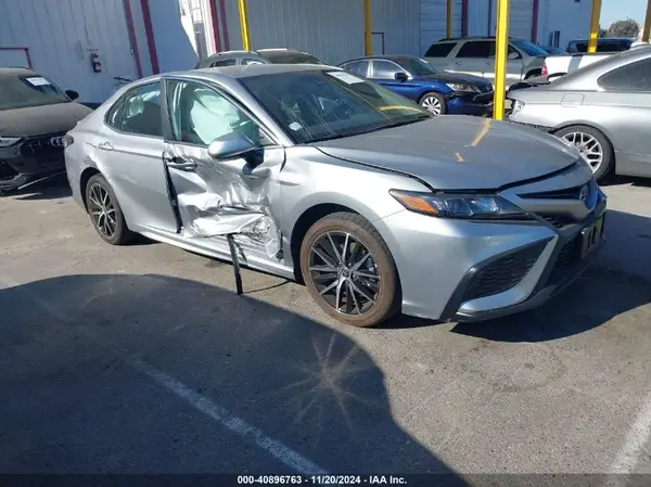 4T1G11AK2PU740245 2023 TOYOTA CAMRY - Image 1