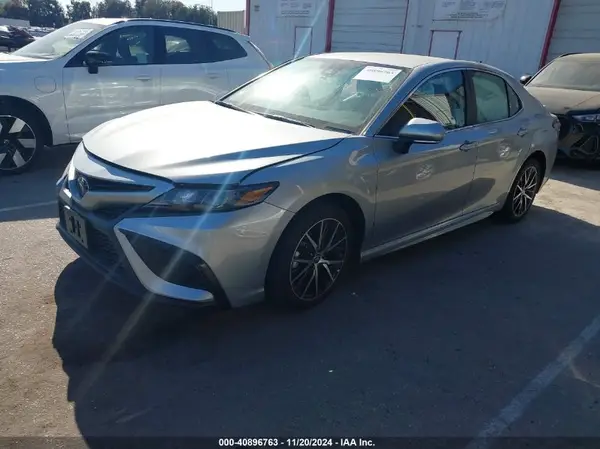 4T1G11AK2PU740245 2023 TOYOTA CAMRY - Image 2