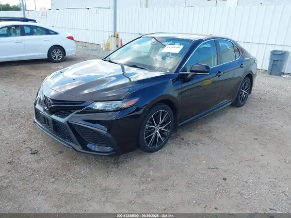 4T1G11AK2PU742853 2023 TOYOTA CAMRY - Image 2