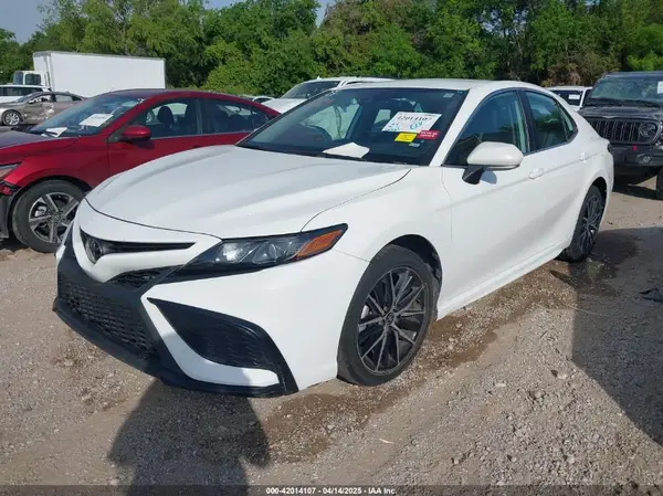 4T1G11AK2PU749916 2023 TOYOTA CAMRY - Image 2