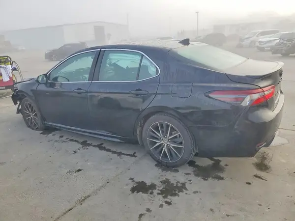 4T1G11AK2PU761323 2023 TOYOTA CAMRY - Image 2