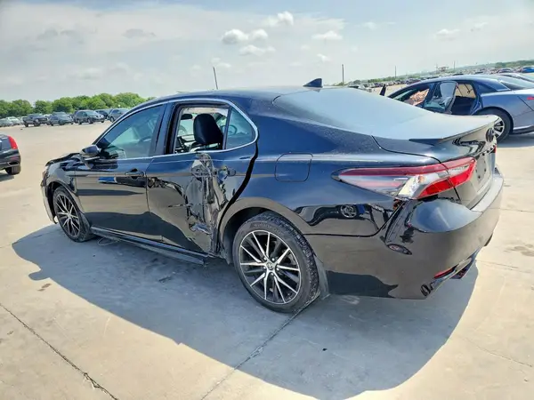 4T1G11AK2PU787596 2023 TOYOTA CAMRY - Image 2