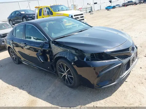 4T1G11AK2PU800735 2023 TOYOTA CAMRY - Image 1