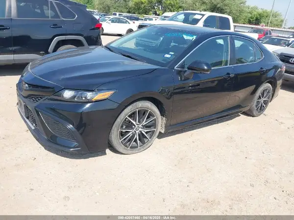 4T1G11AK2PU800735 2023 TOYOTA CAMRY - Image 2